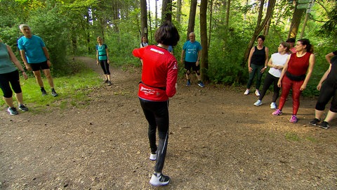 Die 81-jährige Karin Boll aus Hechingen trainiert Laufanfänger.