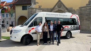 In Reutlingen kann man jetzt samstags kostenlos Bus fahren. Damit soll die Innenstadt belebt werden. Ein neuer Ringbus fährt rund um die Innenstadt.