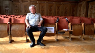 Der Journalist Martin Bernklau aus Tübingen ist Opfer einer KI geworden. Sie macht ihn zum Kinderschänder.