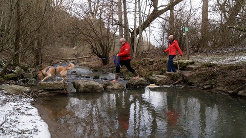 Matthias Bonn mit SWR Wetterreporterin Elisa Rebellato unterwegs rund um Dormettingen