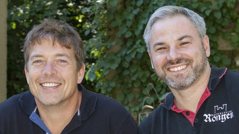 Die Geschäftsführer des Natursteinparks in Tübingen: links Manuel Rongen und rechts Saša Grahovac. Sie haben einen langfristigen Mietvertrag für ihr Gelände bekommen, doch jubeln könnne die beiden nicht.