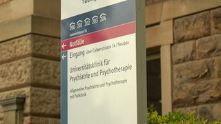 Die Aufarbeitung eines Missbrauchsfalls in der Psychotherapie der Uniklinik Tübingen läuft schleppend. Deswegen hat nun eine Mitarbeitern gekündigt.