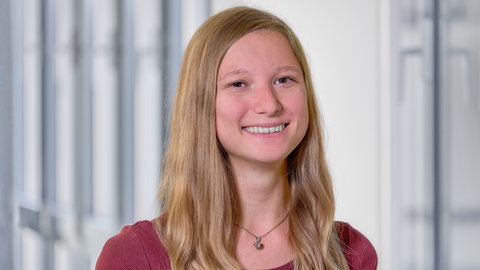 Maren Seehuber ist Reporterin für Hörfunk und Online beim SWR im Studio Tübingen.
