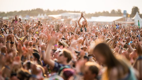 Besucher auf dem Southside-Festival 2023: Es gehört zu den größten deutschen Open-Air-Festivals.