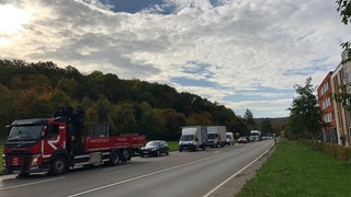 Stau auf der B27 bei Tübingen. 
