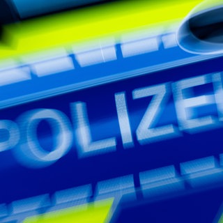 Polizei und Staatsanwaltschaft ermitteln gegen einen Mann in Tübingen wegen des Verdachts auf versuchten Totschlag (Symbolbild). 