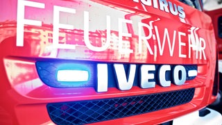 In Kirchardt löscht die Feuerwehr einen Wohnungsbrand. Dabei entdeckt sie einen Toten