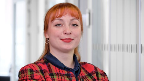 Catharina Straß ist Reporterin für Hörfunk, Online und Fernsehen beim SWR im Studio Tübingen.