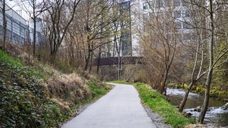 Der Fluß Eyach in Balingen. Dort wurde am Montag eine Leiche gefunden.