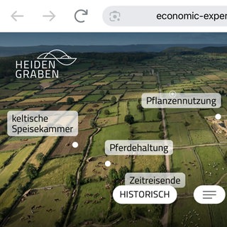 Virtueller Panoramablick vom Heidengrabenturm, mit Markern in der Landschaft wie z.B. "keltische Speisekammer"