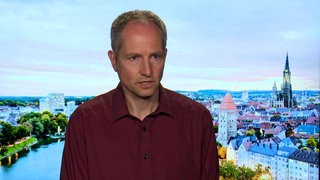 Rechtsanwalt Thomas Oberhäuser aus Ulm im SWR Interview über die Abschiebungen von Straftätern und Probleme und Chancen des Asylrechts. 