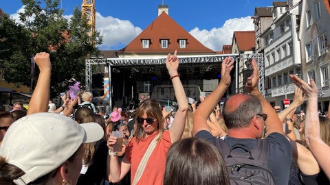 Am Abend des Schwörmontags verwandelte sich Ulm in eine große Freiluftparty.