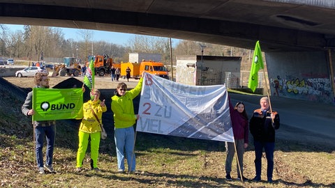 Protest am Rande des Spatenstichs. 