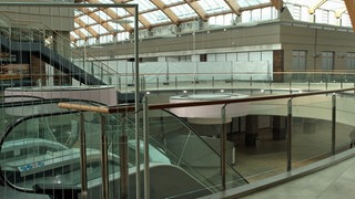 Ein leerstehendes Einkaufszentrum: Das Blautalcenter in Ulm, heute ein Lost Place, wird zum Blau.Quartier