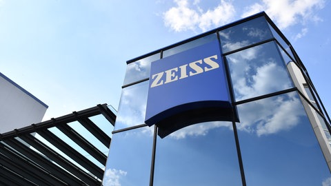 Die Konzernzentrale von Zeiss in Oberkochen (Ostalbkreis) will "Realisierung des Bauvorhabens flexibler" gestalten.