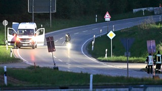 Großeinsatz wegen eines verdächtigen Kleintransporters in Sontheim im Kreis Heidenheim. Vor Ort waren Polizei, Feuerwehr und Entschärfer des LKA. 