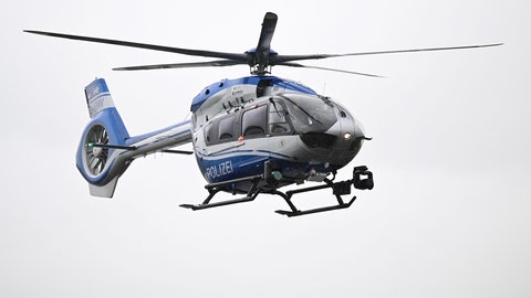 In Ehingen im Alb-Donau-Kreis wird seit Montagabend ein 8-jähriges Mädchen vermisst. Sie wird mit einem Großaufgebot gesucht. (Symbolbild)