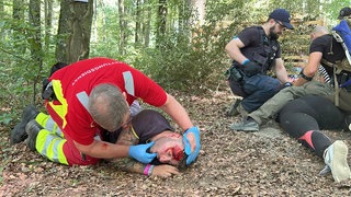 Bei der Übung in Blaubeuren wurde ein bewaffneter Angriff mit vielen Verwundeten simuliert.