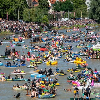 Der Schwörmontag in Ulm: Das Nabada konnte bei strahlendem Sonnenschein stattfinden.