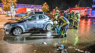 Ein Mann wird in Schwäbisch Gmünd von einem Kleinwagen überfahren