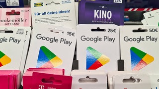 Gutscheine sind für viele ein beliebtes Geschenk zu Weihnachten. (Symbolbild)