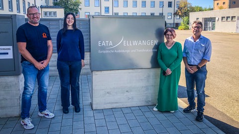 Immer mehr Absolventen der Europäischen Ausbildungs- und Transferakademie in Ellwangen (EATA) wollen nach Ende der Ausbildung in Deutschland bleiben. 