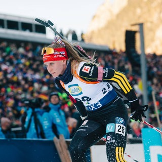 Julia Tannheimer beim Biathlon-Weltcup in Rupolding.