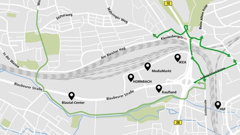 Für Radfahrer gibt es zwei mögliche Umleitungen rund um die B10-Brücke. Eine mit mehr Steigung am Heckenbühl, die auch für Fußgänger vorgesehen ist, und eine weiträumigere über den Weinbergweg und entlang der Blau.