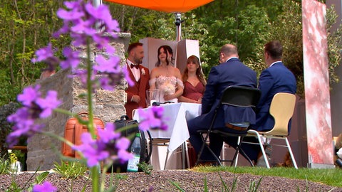 "Ja, ich will": Seit Anfang Mai können sich Paare auf der Landesgartenschau standesamtlich trauen lassen.