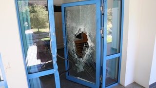 Im Waldbad in Heidenheim haben Unbekannte einen Einbruch verübt - am Freitag war das Freibad wegen Spurensicherung vorübergehend geschlossen.
