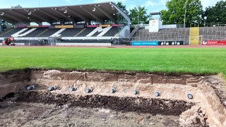 Entwarnung fürs Donaustadion: Bei der Bombensondierung ist nichts Gefährliches zutage getreten.