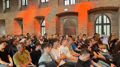 Demokratieforum im Hambacher Schloss am 15. Mai