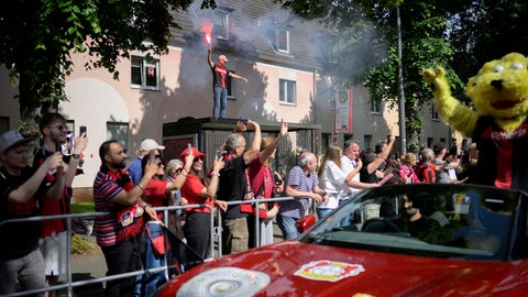 Auch beim Jubeln bei der Europameisterschaft 2024 gelten Regeln. Feuerwerk wie Bengalos ist weiterhin verboten.