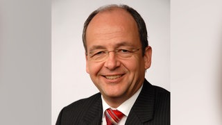 Wolfram Wellßow war Professor an der TU Kaiserslautern Landau und kennt sich mit Stromsystemen aus