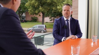 Stephan Wefelscheid, der Landeschef der Freien Wähler in RLP, im SWR Aktuell-Sommerinterview