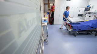 In RLP ist die Zahl der Arbeitslosen im Juli stärker gestiegen als üblich - dennoch fehlen Fachkräfte.