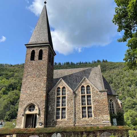Die Philipp-Melanchthon-Kirche in Bad Bertrich von außen.