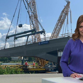 Nachrichtensprecherin Anke Neuzerling