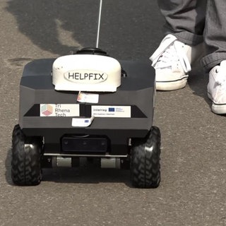 Ein Prototyp für einen Roboter, der Blinde unterstützen kann