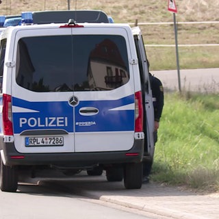 Polizeiwagen in Schallodenbach