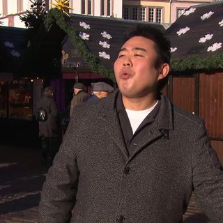 Der japanische Kunstpfeifer Yusuke Matsumura ist 2024 Weltmeister im Kunstpfeifen geworden.