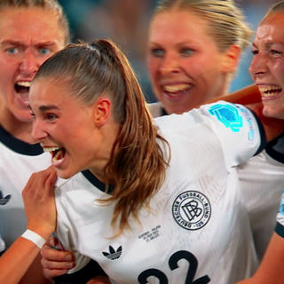 Deutsche Fußballerinnen jubeln