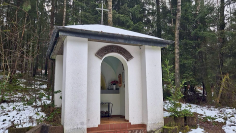 In dieser Kapelle verendete ein verletzter Wolf.