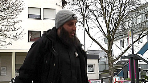 Der Prediger Mohammed Najjar steckt mutmaßlich hauptverantwortlich hinter der Plattform "Islamkenntnis", die dem politischen Salafismus zugeordnet wird.
