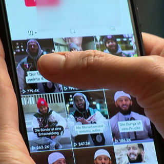 Der Verfassungsschutz warnt, dass islamistische Influencer auf Social Media aktiv sind.