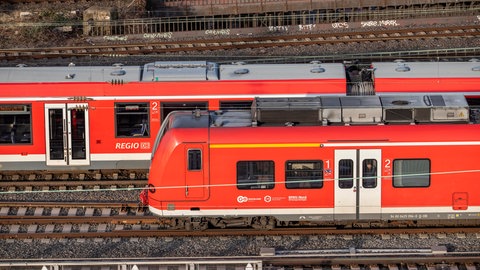 Viele Regional-Züge fahren ohne jegliches Zugpersonal (Symbolbild).
