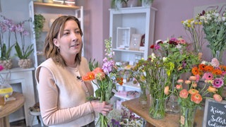 Vanessa Jäger ist Mutter und hat einen Blumenladen in Ludwigshafen. Im SWR redet sie über Stress, Erschöpfung und ihren mentalen Zusammenbruch.