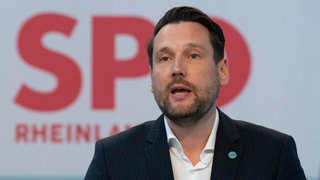 RLP-Innenstaatssekretär Daniel Stich (Archivbild 2021). Auch ihm soll umstrittener Sonderurlaub gewährt worden sein. 