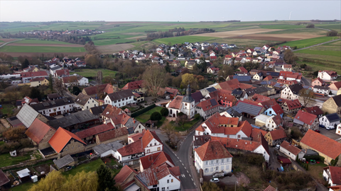 Die Menschen in Gauersheim im Donnersbergkreis sind wegen der AfD im Ort gespalten.