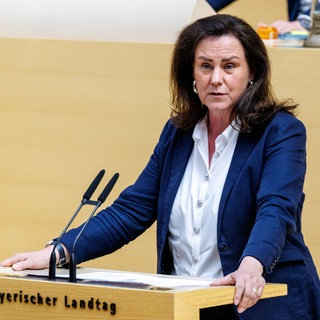 Ute Eiling-Hütig (bisher CSU) spricht im bayerischen Landtag. Die 58-Jährige ist neue Bildungsministerin in Rheinland-Pfalz und gehört inszwischen dser CDU an.